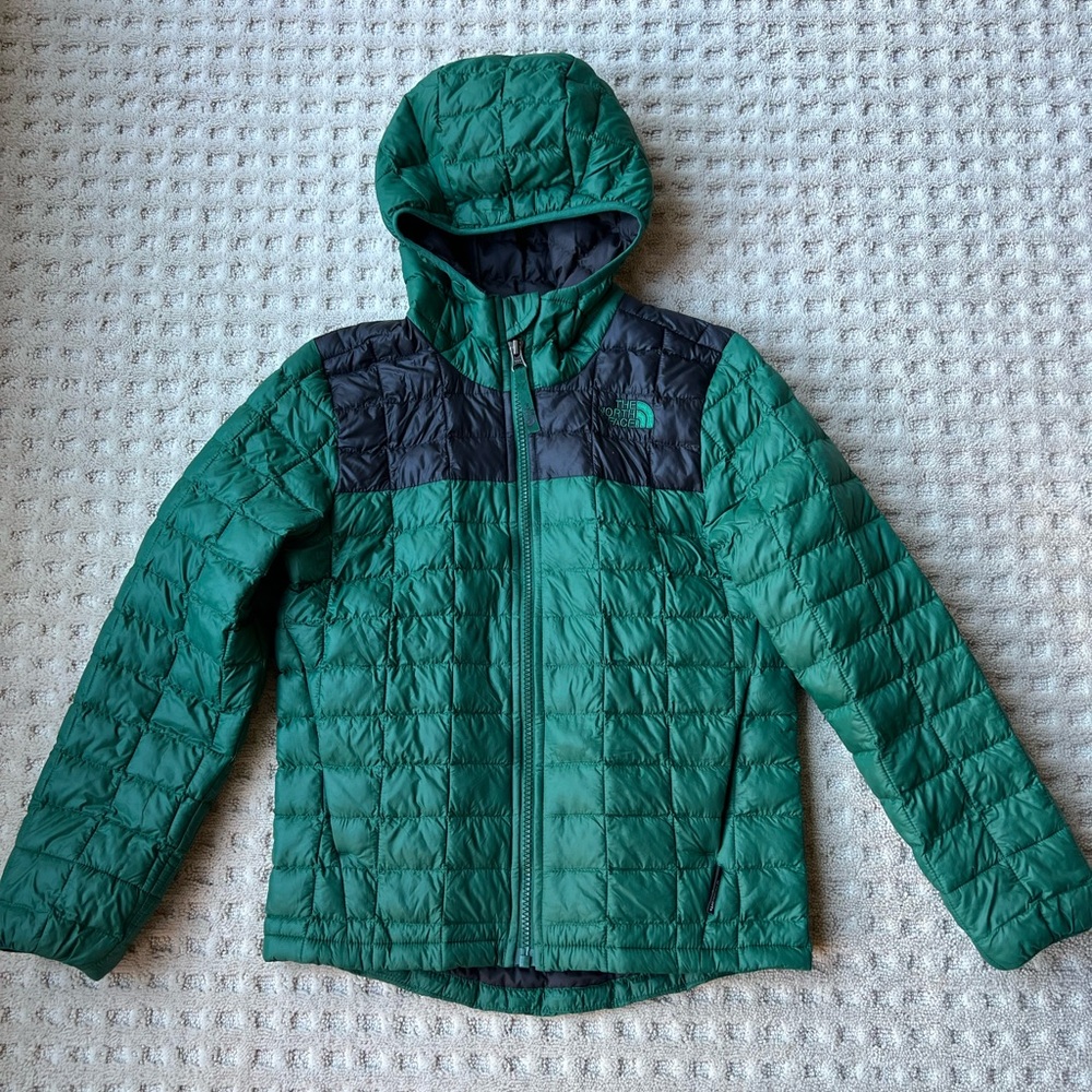 North face Thermoball hooded coat